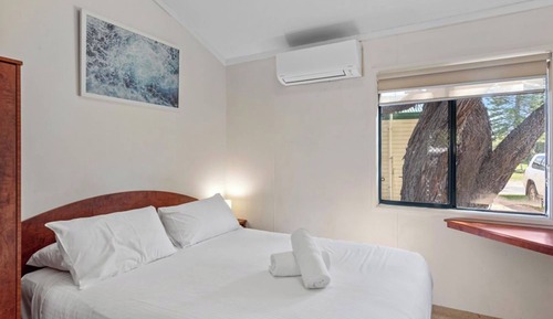 Economy Studio Room - Sleeps 2