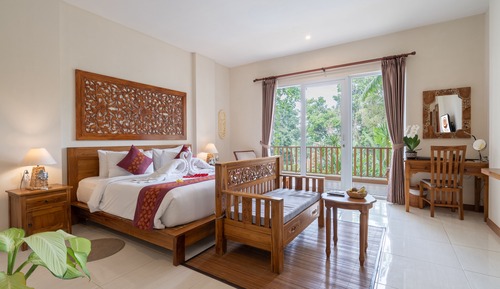 Junior Suite, Balcony, Pool View