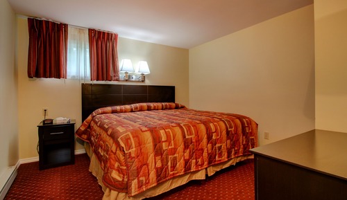 Luxury Suite, 1 King Bed with Sofa bed, Kitchenette