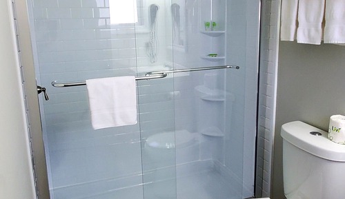 Large 2 Bedroom Apartment
