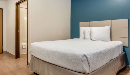 Suite, 1 Queen Bed, Non Smoking