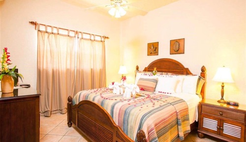 Standard Room, 1 Queen Bed, Non Smoking