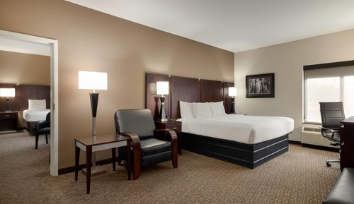 Deluxe Room, Multiple Beds, Non Smoking (Deluxe Family Room)
