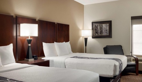 Room, 2 Queen Beds, Non Smoking