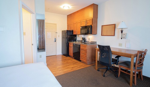 Studio Suite, 1 Queen Bed