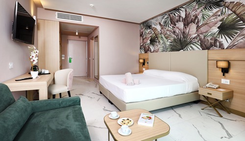 Premium Double or Twin Room, Garden View