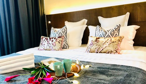2-Bedroom Premier King Suite