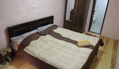 Economy Double or Twin Room, Non Smoking, Mountain View
