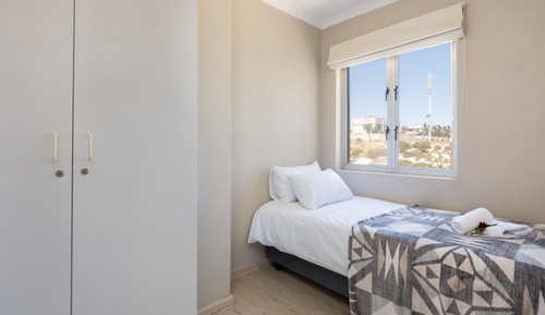 Apartment (2 Bedrooms)