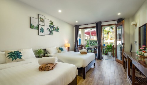 Superior Triple Room