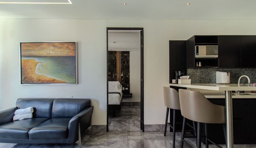 2-Bedroom apartment with jacuzzi on the balcony