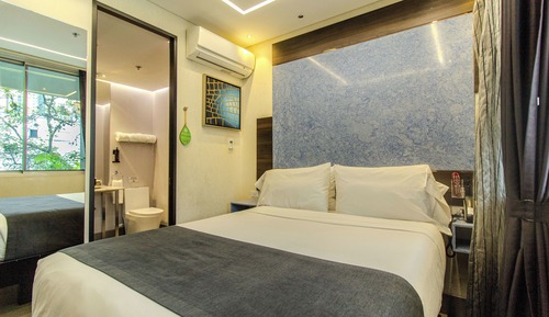 3-Bedroom apartment with jacuzzi on the balcony