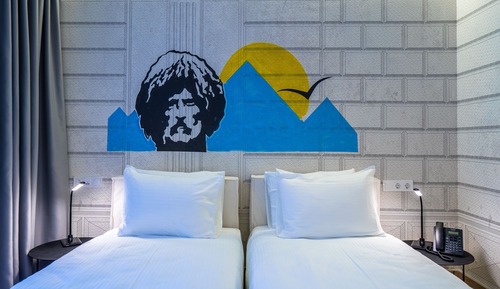 Standard Twin Room