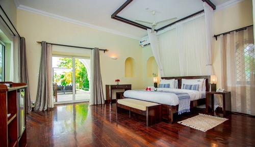Deluxe Room, 1 King Bed