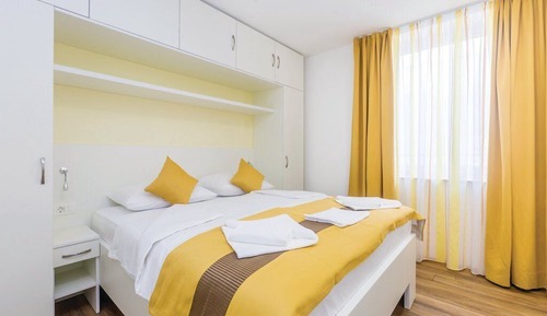 Prestige Apartment (204)
