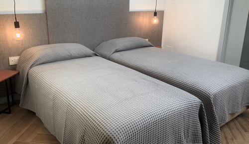 Design Duplex, 2 Bedrooms, Mountain View (South maisonette)