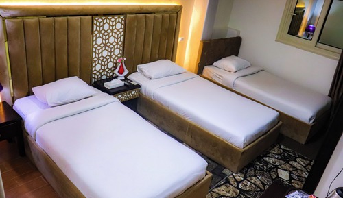 Deluxe Triple Room