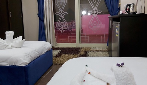Deluxe Triple Room, 3 Twin Beds, Pyramids View