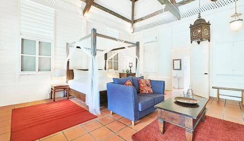 Double Bedroom Suite with Private Garden - Estate House 1