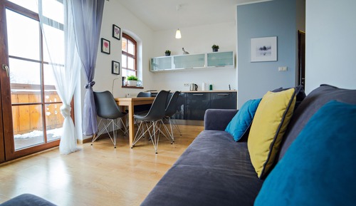Apartment (9)