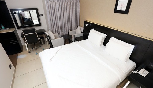 Deluxe Double Room, 1 King Bed