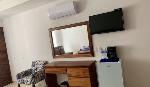Double Room, 1 King Bed