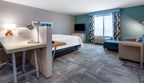 Studio, 1 King Bed, Accessible (Hearing)