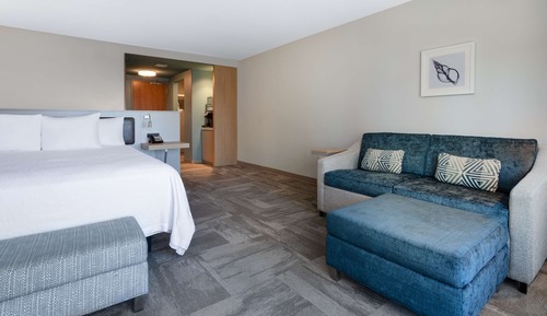 Premium Room, 1 King Bed, Balcony