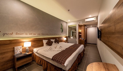 Deluxe Room, 1 King Bed