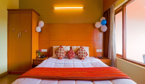 Superior Room, Balcony, Valley View