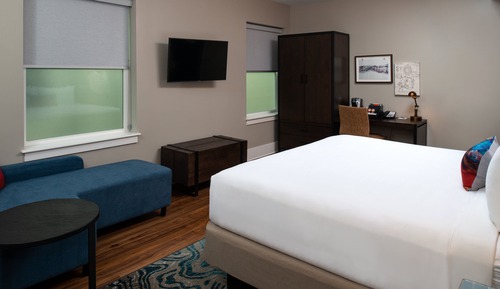 Standard Room, 1 King Bed