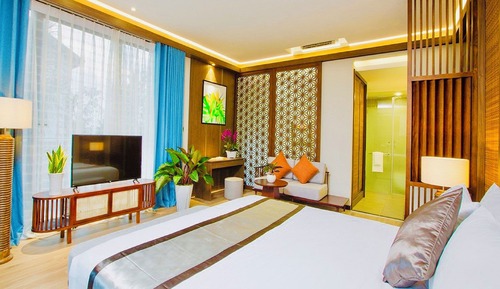 Luxury Villa, 3 Bedrooms, Private Pool, Oceanfront