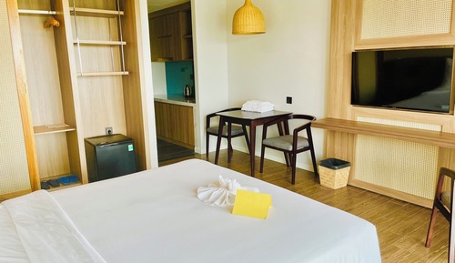 Deluxe Double or Twin Room, Balcony, Sea View
