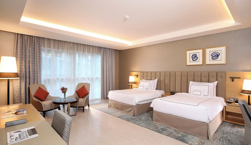 Superior Twin Room - Complimentary Luxury Transfers to Jumeirah Beach and Mall of Emirates
