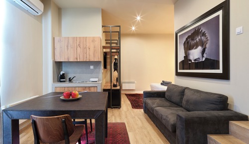Signature Studio Suite, Hot Tub, Mountain View