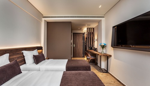 Deluxe (Twin Bed) City View