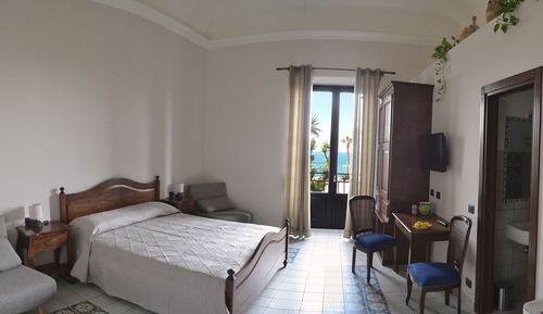 Deluxe Room, Balcony, Sea View