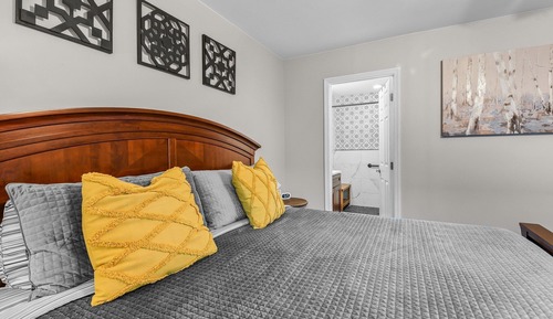 House, 2 Bedrooms