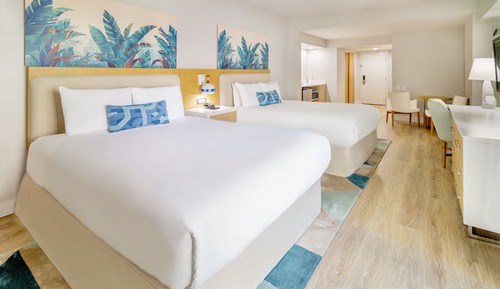 Suite, 2 Queen Beds, Non Smoking (Upgrade)