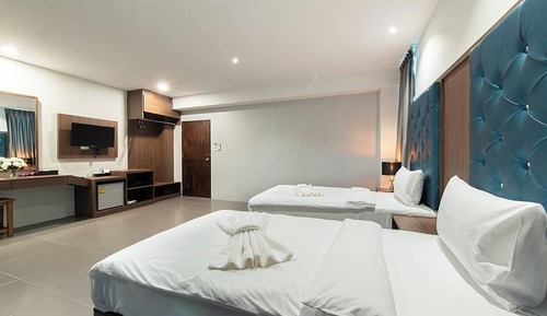 Standard Twin Room