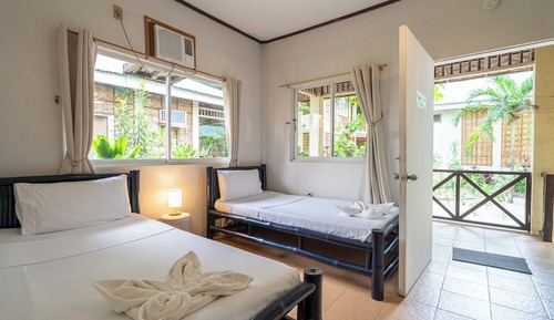 Standard Twin Room (A/C)