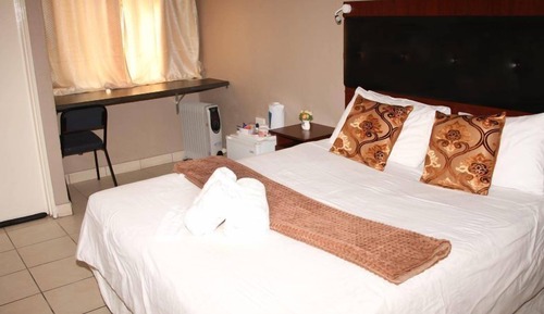 Classic Quadruple Room