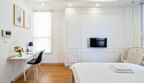 Panoramic Studio Suite, Kitchenette, City View