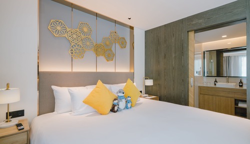 Premier Room