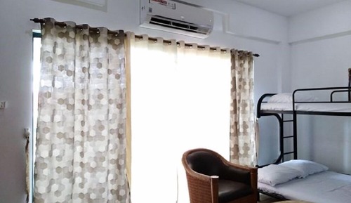 1 BR Apartment
