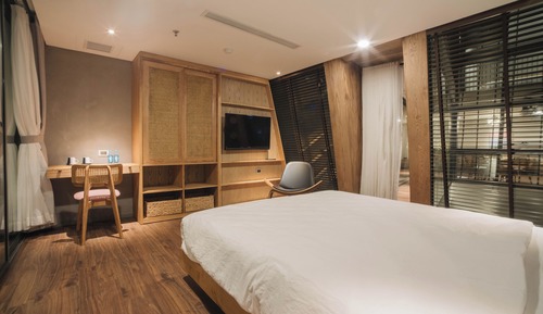 Family Apartment, Balcony