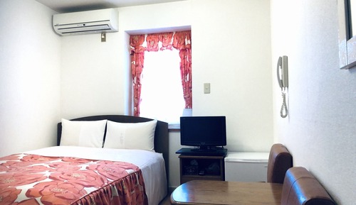 Standard Compact Double Room Non Smoking 204