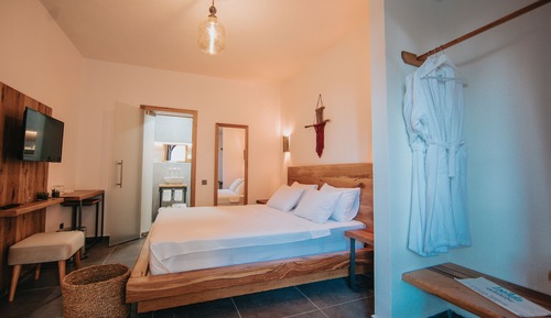 Deluxe Double Room (Yoma)
