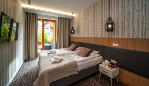 Exclusive Apartment (008 with SPA, Pool access)