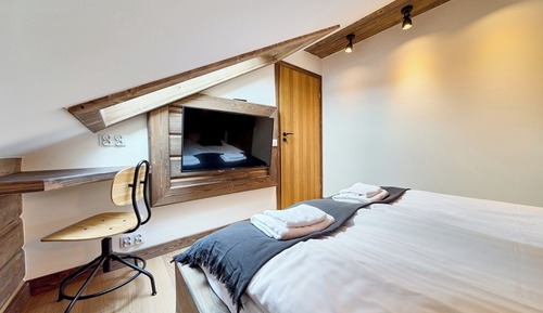Deluxe Apartment (504 without SPA, no Pool access)